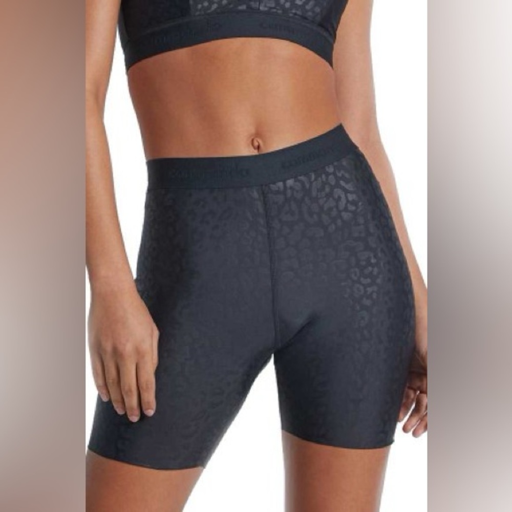 NWT!! Commando Run Wild Hi-Rise Active Bike Shorts 
Size: XS